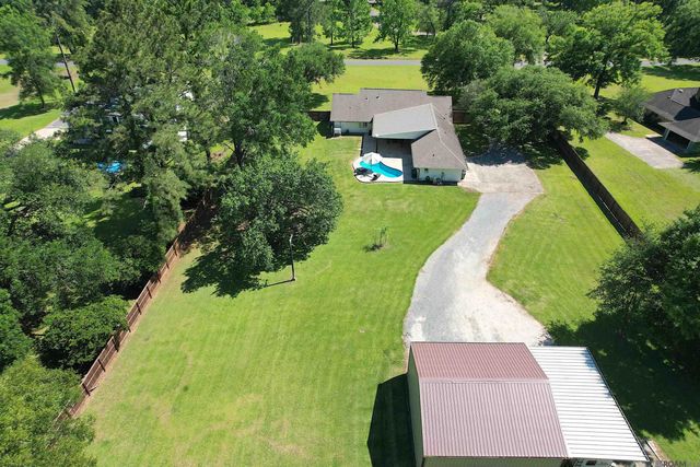 13179 Triple B Rd, Central, LA 70739