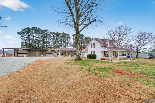 744 Loveless Road, Hazel Green, AL 35750