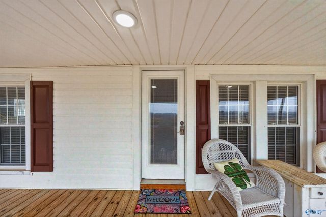 744 Loveless Road, Hazel Green, AL 35750