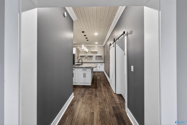 744 Loveless Road, Hazel Green, AL 35750