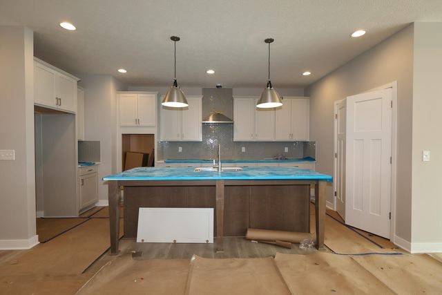 4545 Corsican Loop E, Hilliard, OH 43026