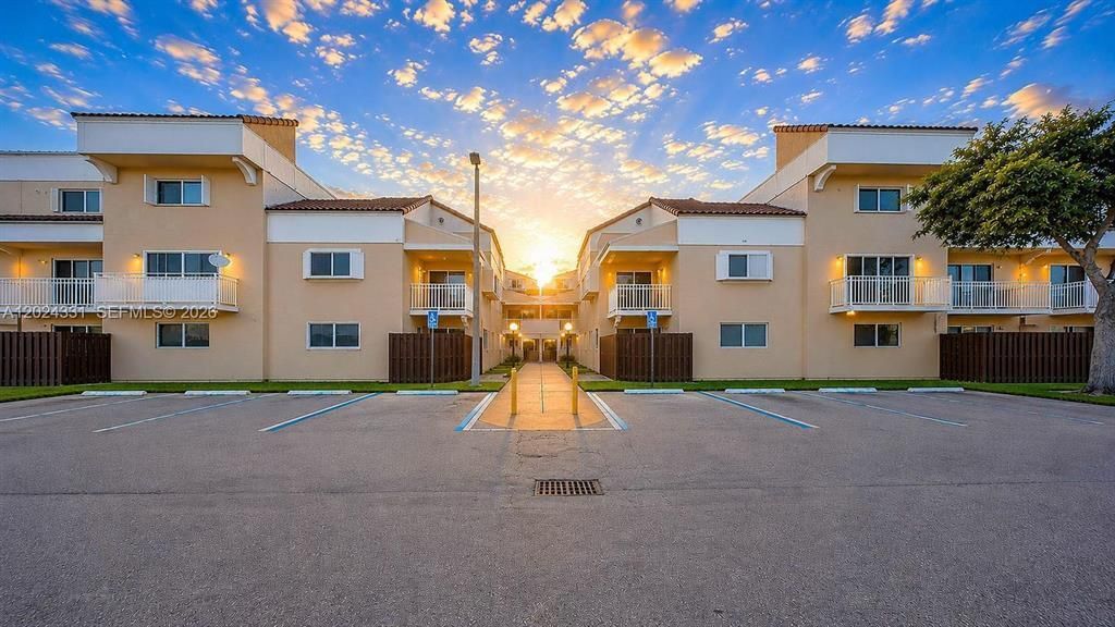 14901 SW 80th Street 205, Miami, FL 33193