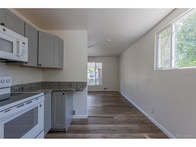 7855 Newport St, Commerce City, CO 80022