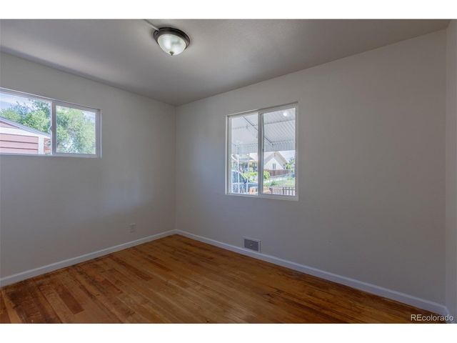 7855 Newport St, Commerce City, CO 80022