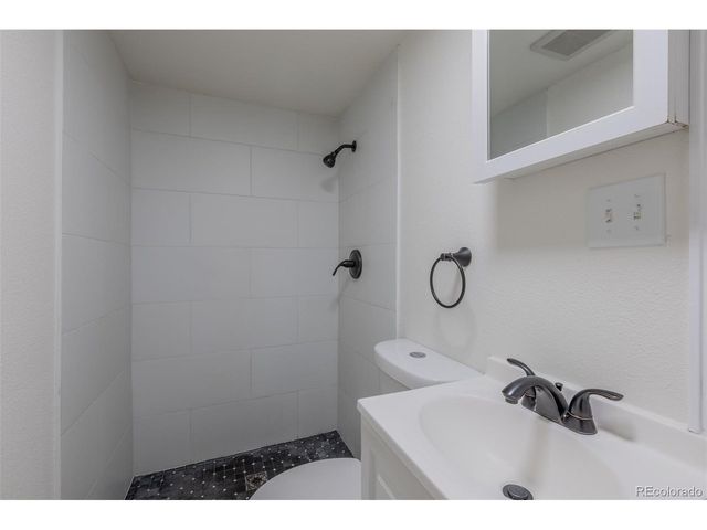 7855 Newport St, Commerce City, CO 80022