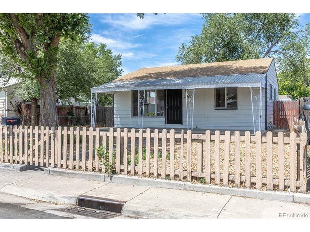 7855 Newport St, Commerce City, CO 80022