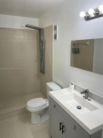 2060 SW 90th Avenue A18, Davie, FL 33324