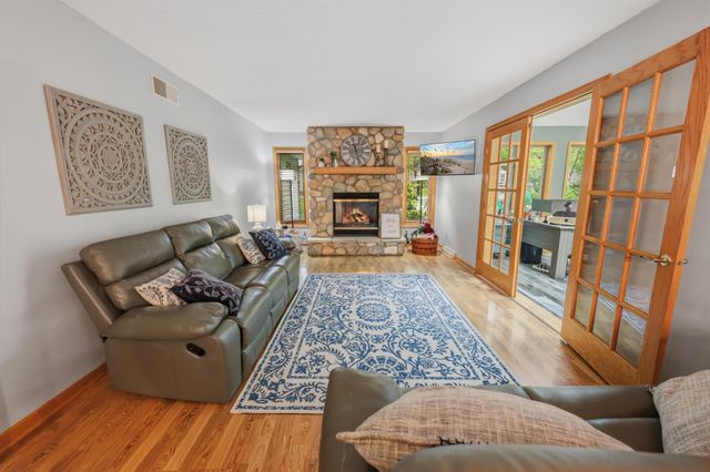 850 Meadowlawn Court, Sartell, MN 56377
