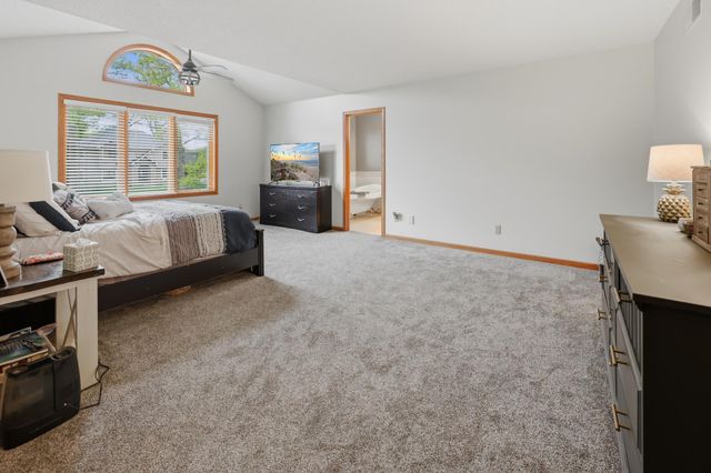 850 Meadowlawn Court, Sartell, MN 56377