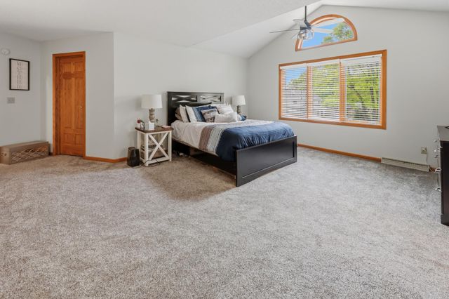 850 Meadowlawn Court, Sartell, MN 56377