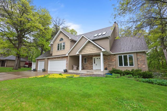 850 Meadowlawn Court, Sartell, MN 56377