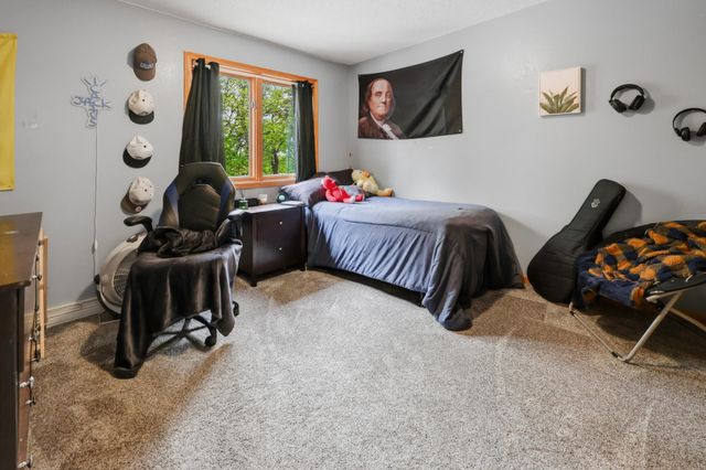 850 Meadowlawn Court, Sartell, MN 56377