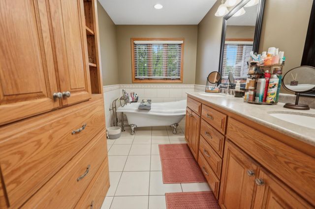 850 Meadowlawn Court, Sartell, MN 56377