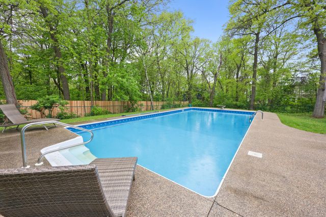 850 Meadowlawn Court, Sartell, MN 56377