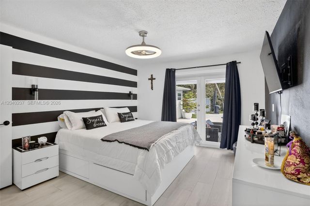 2711 Arthur Street, Hollywood, FL 33020