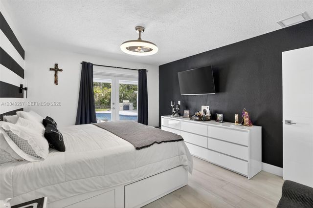 2711 Arthur Street, Hollywood, FL 33020