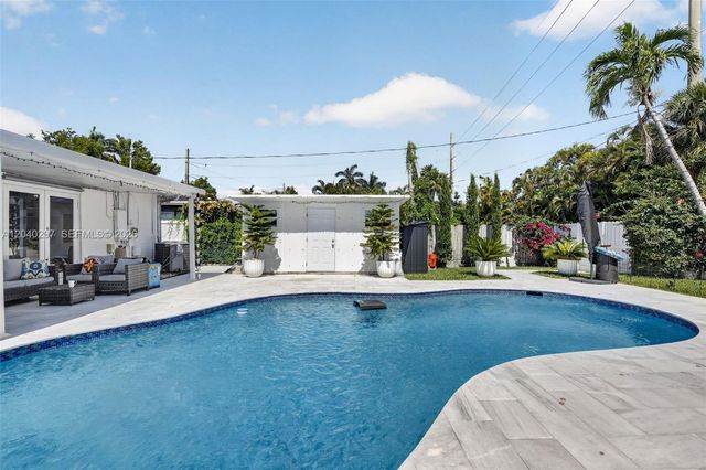 2711 Arthur Street, Hollywood, FL 33020