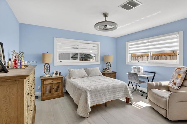 2711 Arthur Street, Hollywood, FL 33020