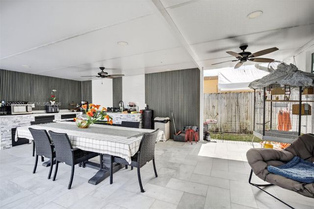 2711 Arthur Street, Hollywood, FL 33020