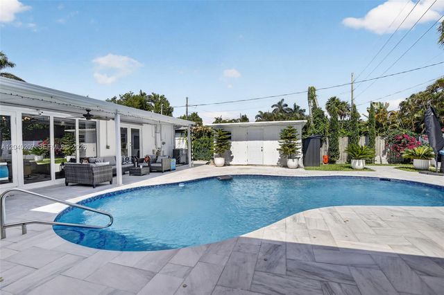 2711 Arthur Street, Hollywood, FL 33020