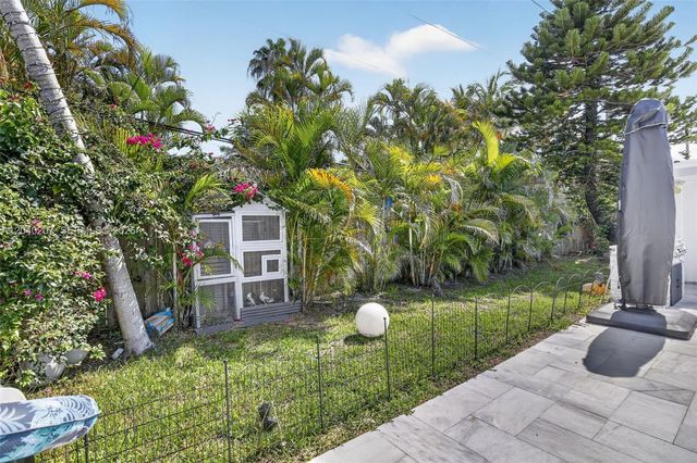 2711 Arthur Street, Hollywood, FL 33020