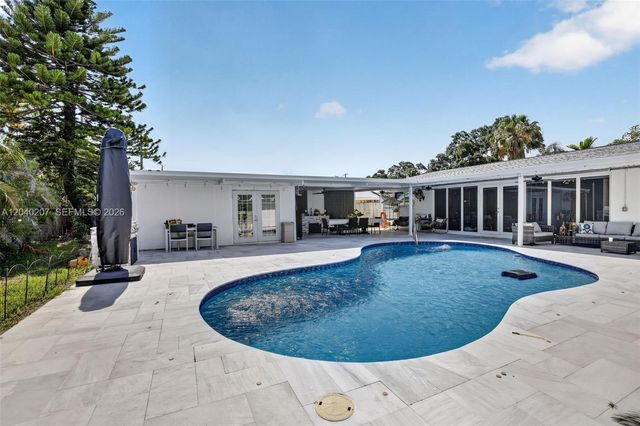 2711 Arthur Street, Hollywood, FL 33020