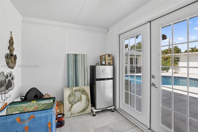 2711 Arthur Street, Hollywood, FL 33020