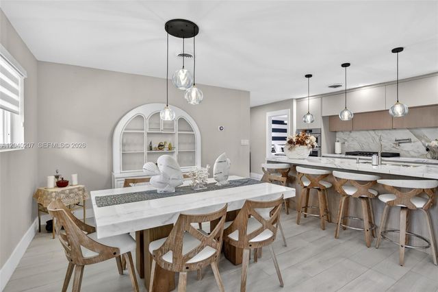 2711 Arthur Street, Hollywood, FL 33020