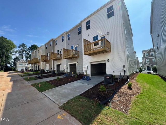 3007 Honeymyrtle Lane, Durham, NC 27703