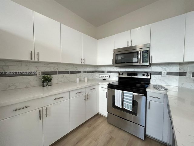 12515 SW 124th Path, Miami, FL 33186