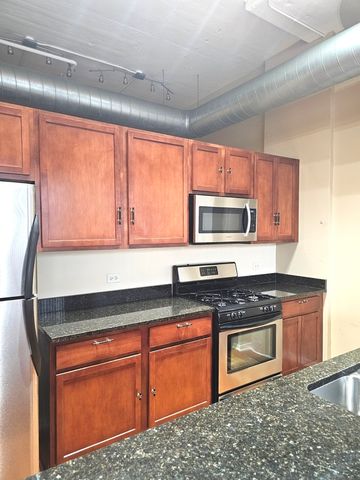 2323 W PERSHING Road 128, Chicago, IL 60609