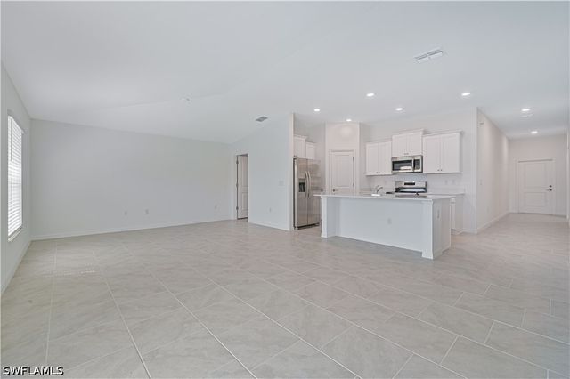 2901 SW 18th PL, Cape Coral, FL 33993