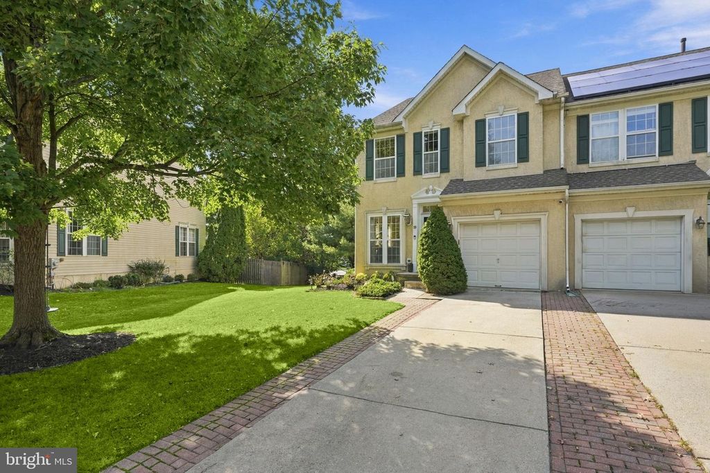 18 BRIDLE CT, CHERRY HILL, NJ 08003 — exterior