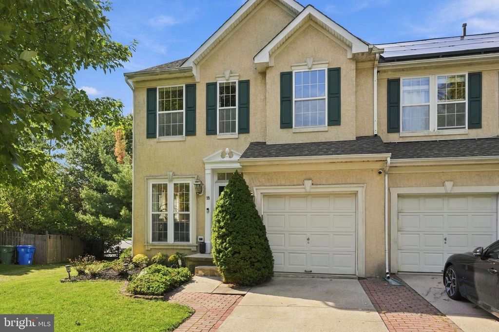 18 BRIDLE CT, CHERRY HILL, NJ 08003 — photo 3