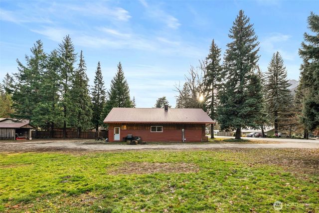 9485 E Leavenworth Road, Leavenworth, WA 98826