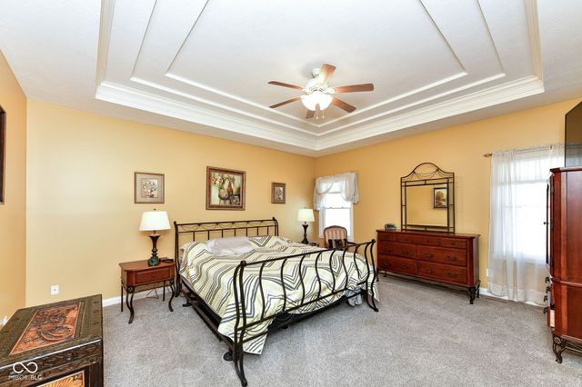 237 N Woodridge Drive, Pittsboro, IN 46167