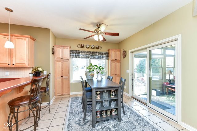 237 N Woodridge Drive, Pittsboro, IN 46167