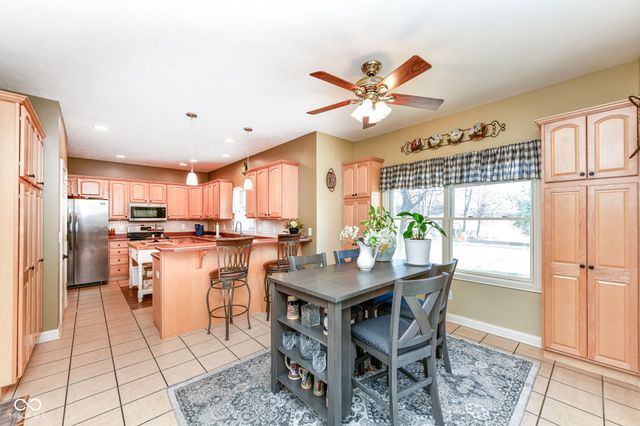 237 N Woodridge Drive, Pittsboro, IN 46167