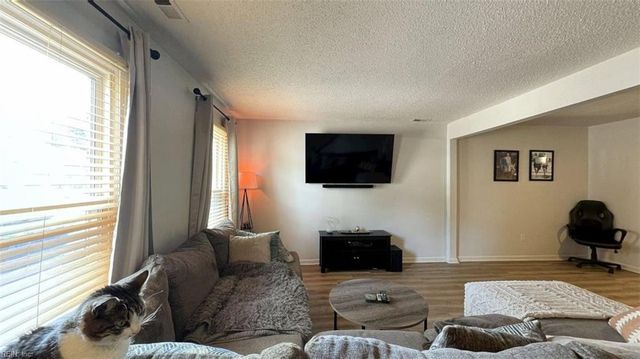 536 Biltmore DR, Virginia Beach, VA 23454