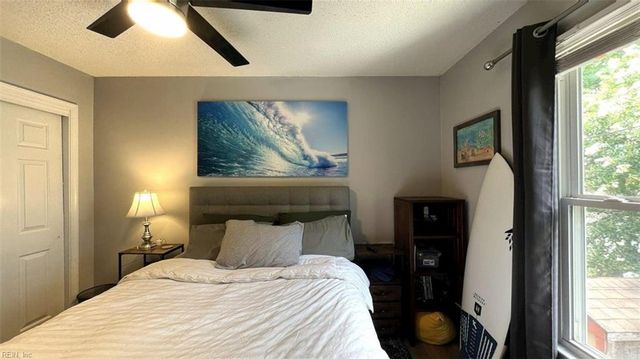 536 Biltmore DR, Virginia Beach, VA 23454