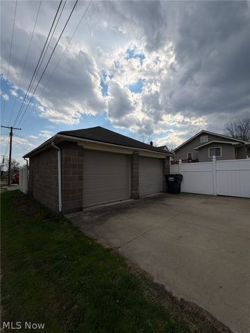 42 S 4th Street, Rittman, OH 44270