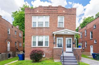 1323 Woodland Drive, St Louis, MO 63117