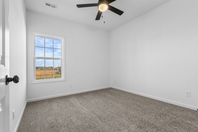 2543 Rafiki Dr, Clarksville, TN 37042