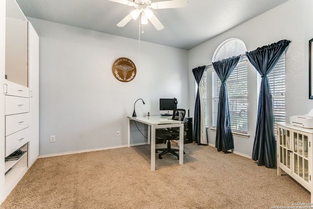 456 Silver Buckle, Schertz, TX 78154