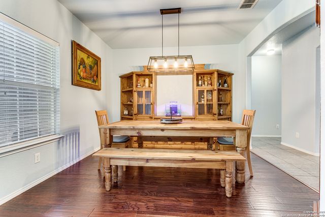 456 Silver Buckle, Schertz, TX 78154