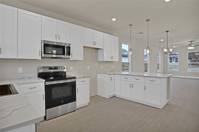 5620 Barkridge Drive, Granbury, TX 76048