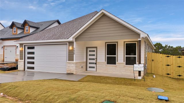 5620 Barkridge Drive, Granbury, TX 76048