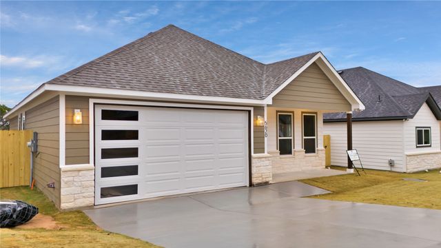 5620 Barkridge Drive, Granbury, TX 76048