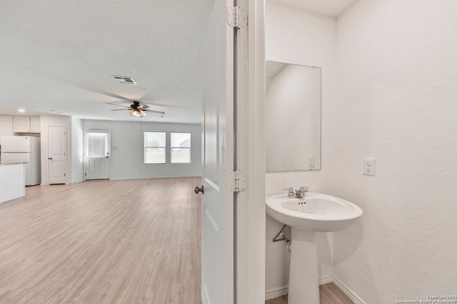 10626 MCCLINTOCK DR, Converse, TX 78109