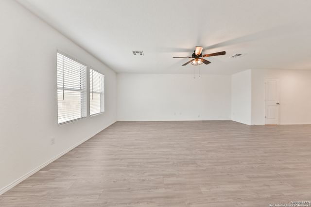 10626 MCCLINTOCK DR, Converse, TX 78109